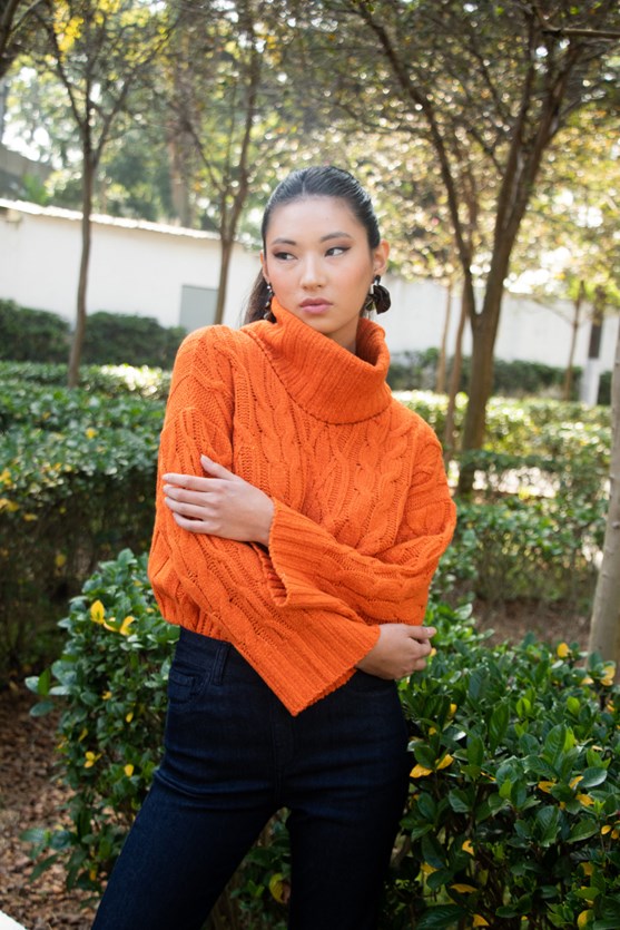 Blusa tricot manga ampla laranja