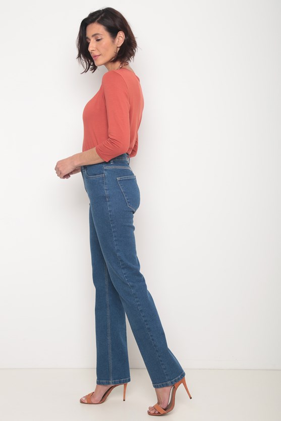 Calça jeans média slim média