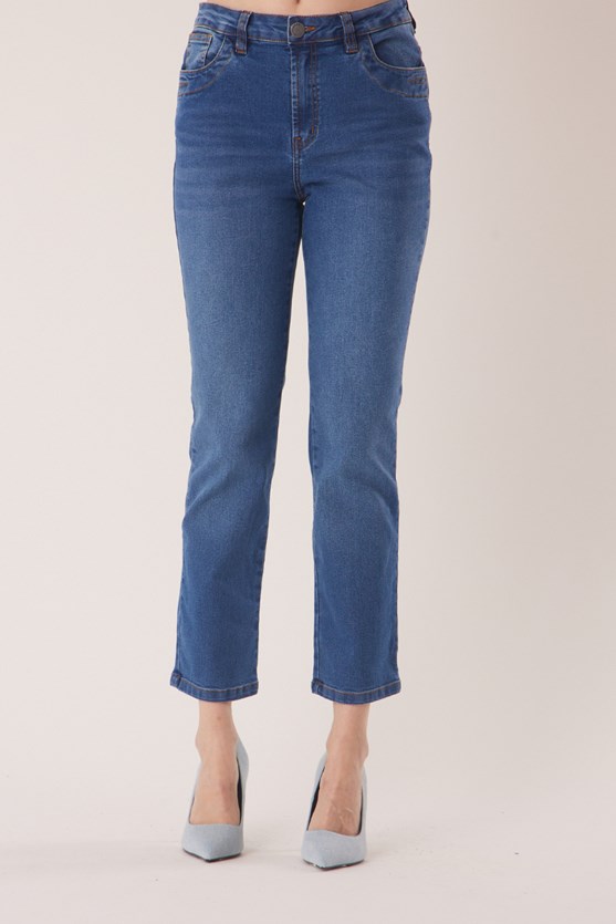 Calça jeans slim linha bolso média
