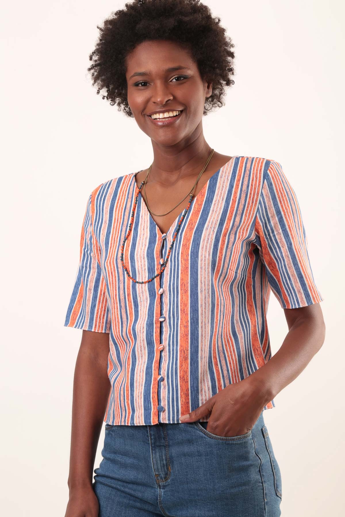 camisa decotada